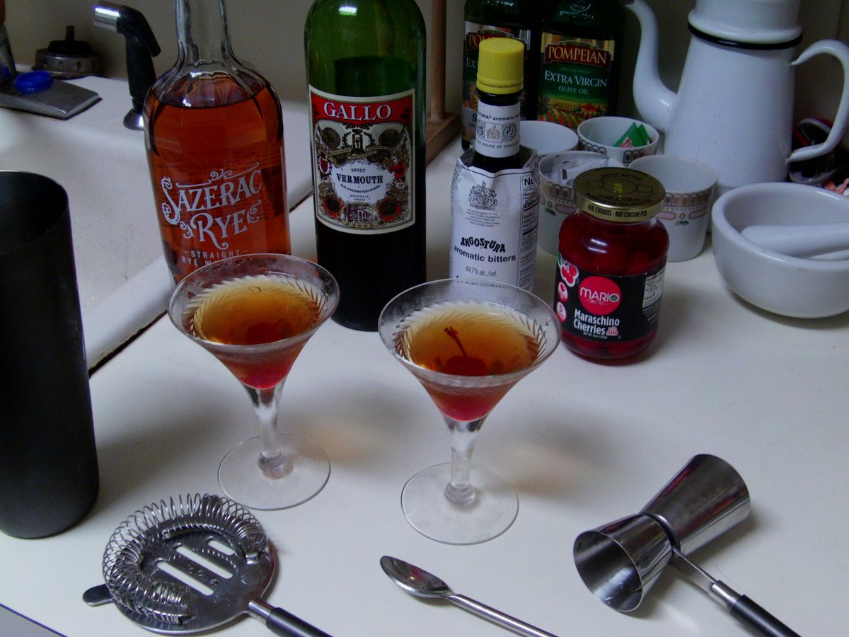 billyglenn2000's tweet image. Manhattan
2 oz. rye whiskey (or bourbon), 1 oz. sweet vermouth, 2 dashes Angostura bitters, cherry garnish. Add whiskey, vermouth, bitters in mixing glass with ice and stir. Strain into chilled glass and garnish with cherry.
#Cocktails #Whiskey 
thegoldenhornblog.blogspot.com/2026/05/manhat…