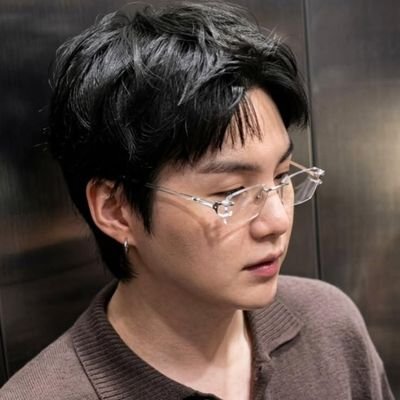 liz yoongi perreché tweet media