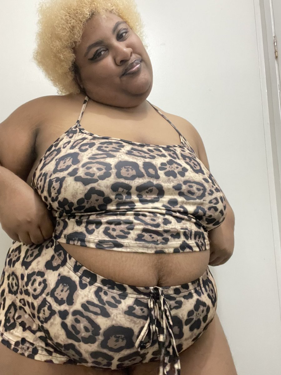 fatmamas22 tweet media