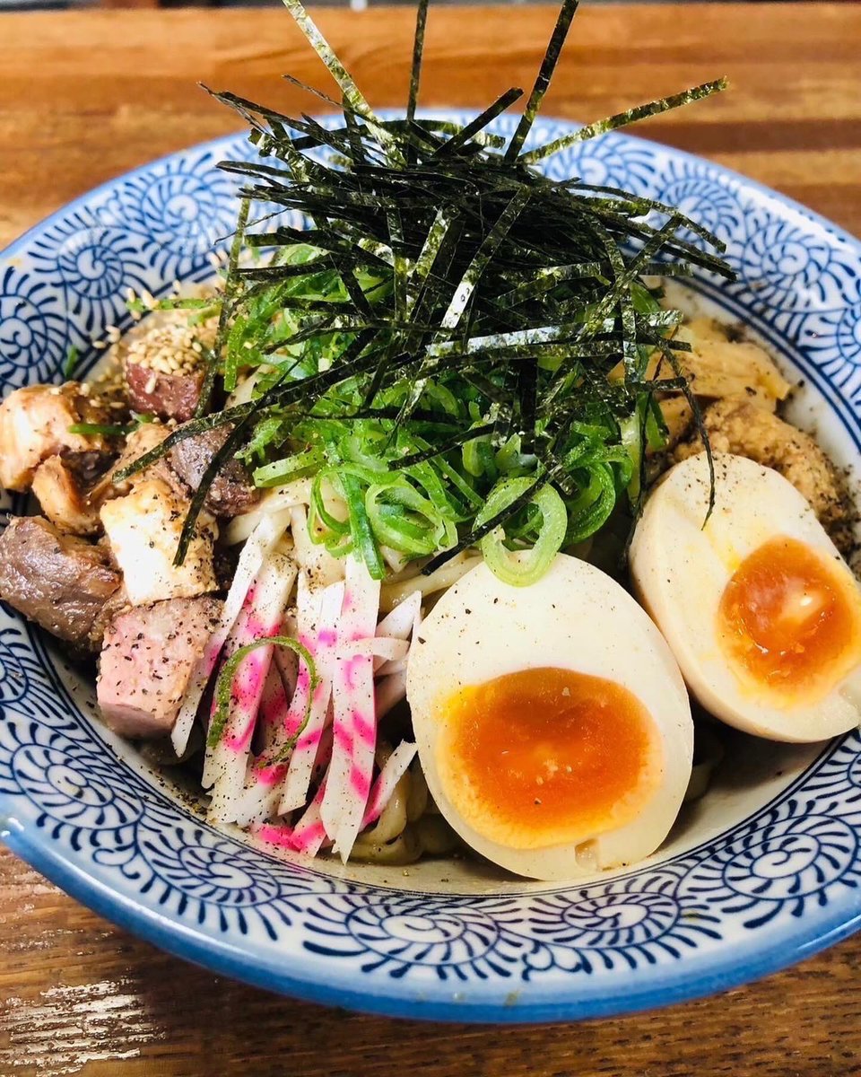 らー麺たまや零式煮干し濃厚豚骨@夜8時30分まで営業中 tweet media