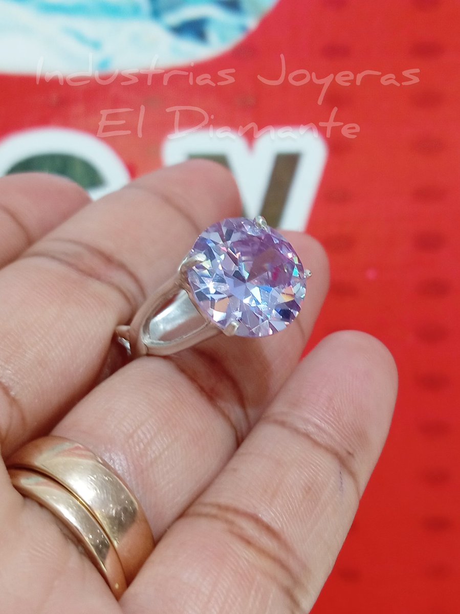 neryzepeda's tweet image. INDUSTRIAS JOYERAS EL DIAMANTE*

#PARATI #ANILLOS #COMPROMISO #DISEÑOS #EXCLUSIVOS #AMOR #PROMESA 💎💞💍

Productos de Calidad en Oro Blanco/Amarillo/Negro/Rojo/Verde/Rose y en Plata. #Garantizados 💯
Envíos #Gratis en toda #Guatemala y #EstadosUnidos (Preguntar Requisitos) 

Pu
