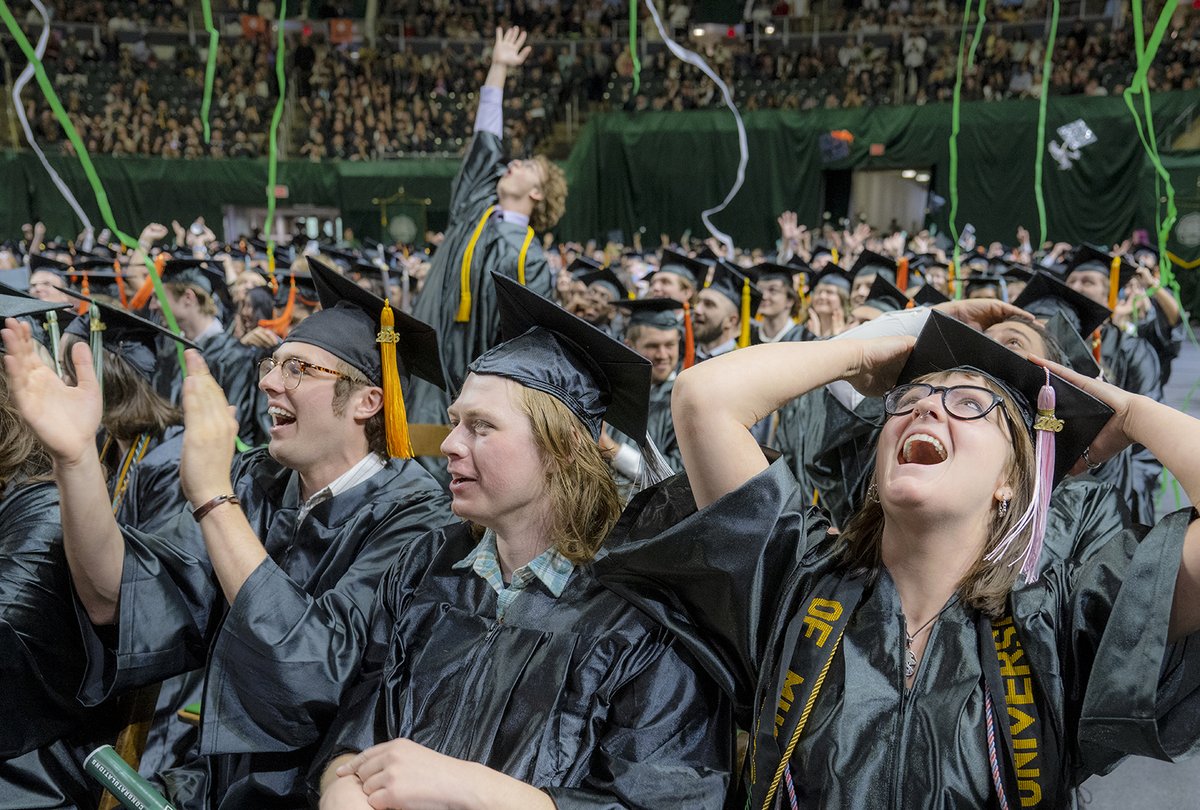OHIO Student Life tweet media