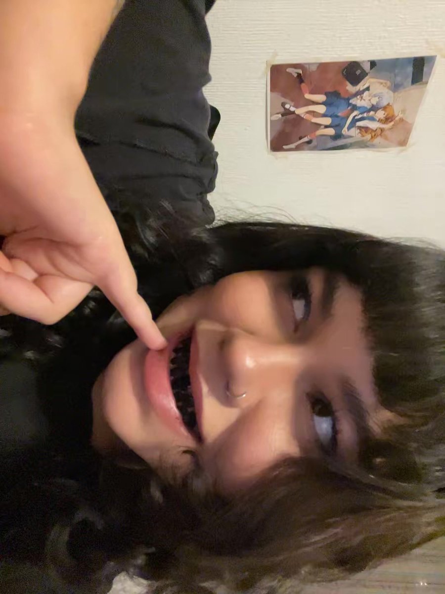 Corinne tweet media