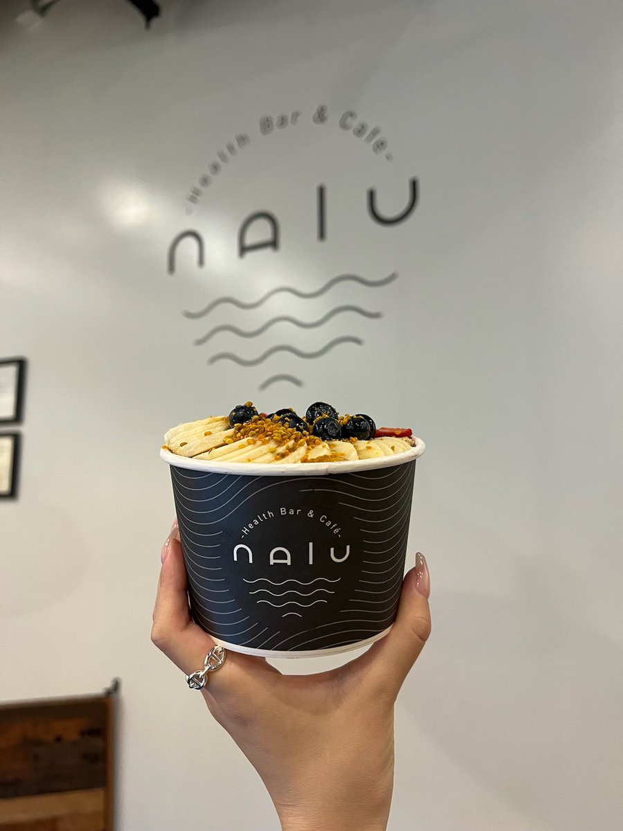 KodomoEigo_0304's tweet image. ハワイで食べて美味しかったものまとめ🤤

・Nalu Health Bar &amp;amp; Cafe ヘルシーで朝にぴったり◎

・Leonard's Bakery 甘党の皆さん！必ず訪れて！🍩

・Giovanni's Shrimp Truck ガーリックシュリンプが絶品🦐

・Aloha Steak House ジューシーで満足度高いステーキ🥩

#Hawaii #ハワイグルメ