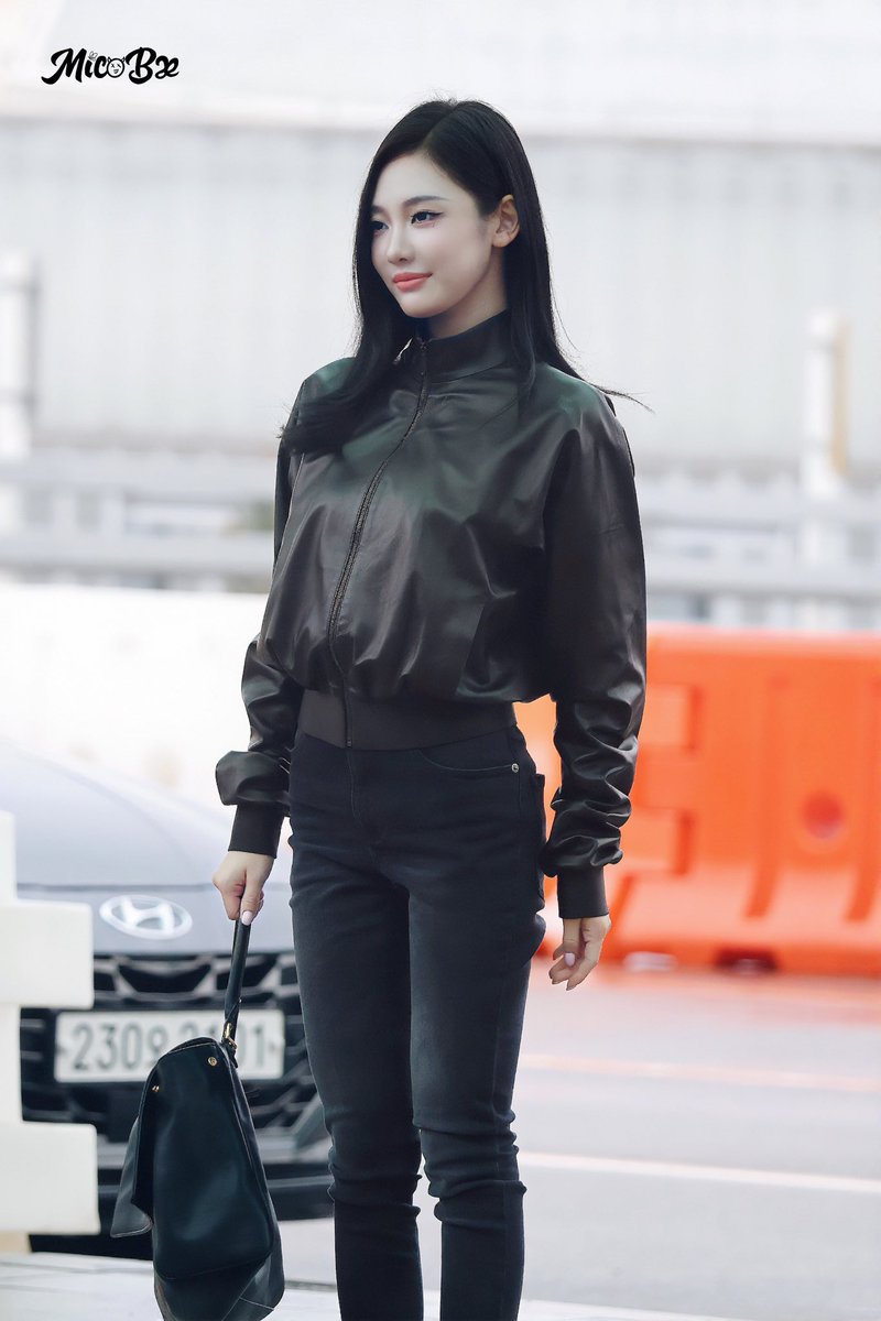 micoBae tweet media