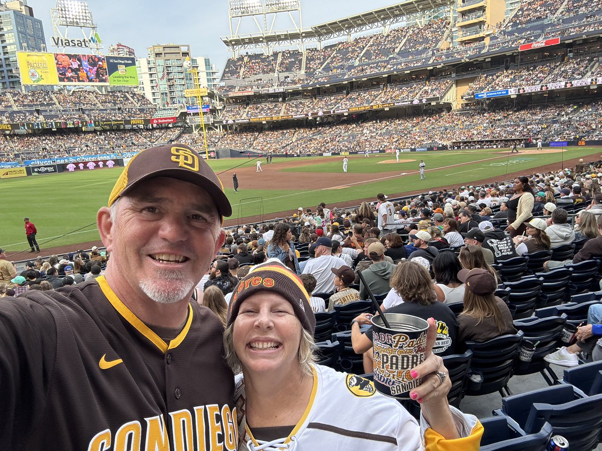 ThomTerrazas's tweet photo. #Forthefaithful 

Go Padres! https://t.co/GvHuEQxzoq