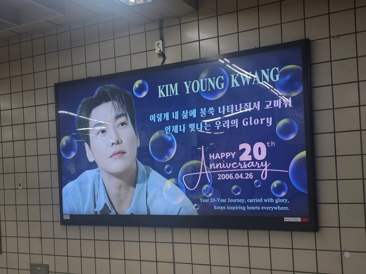 콸콸핑 tweet media