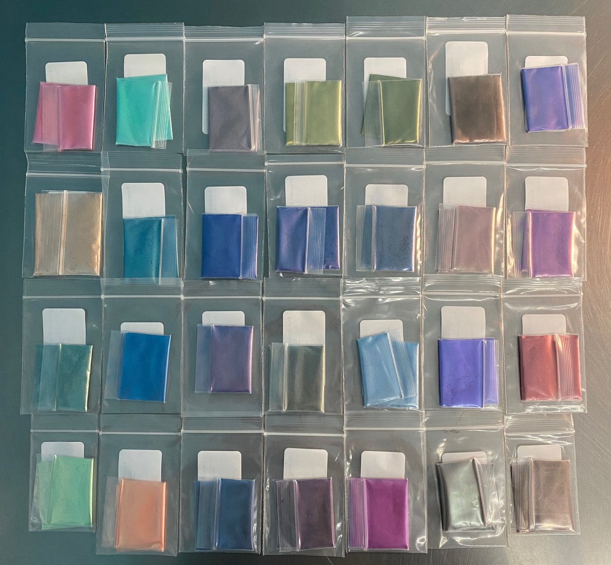 JustPigmentsAZ's tweet image. Our 32 Assorted Duochrome Sample Packs include a wide assortment of our fantastic Duochrome colors and is a fantastic way to sample these tremendous colors!

Check it out at

Link ▶️ justpigments.com/products/duoch…

#pigments #makers