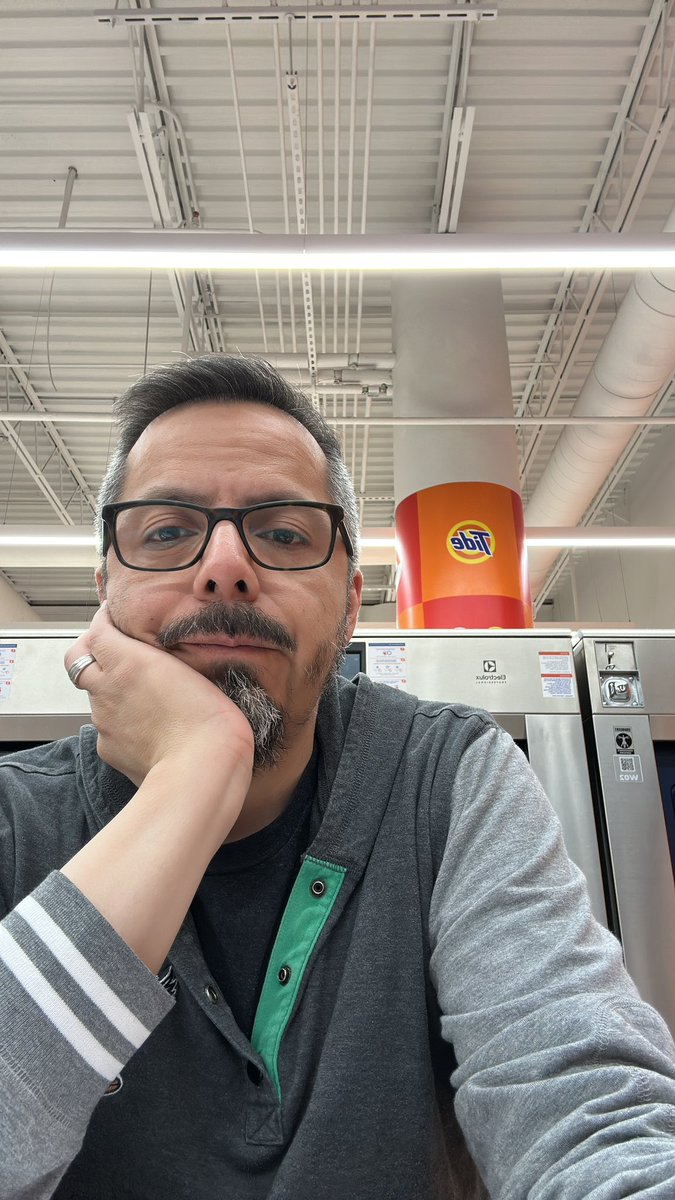 fandads's tweet image. One night I’m interviewing @oliviawilde. The next I’m at a laundromat because our dryer is busted. 

The life of a Fandad! #Fandads #Parenting #OliviaWilde