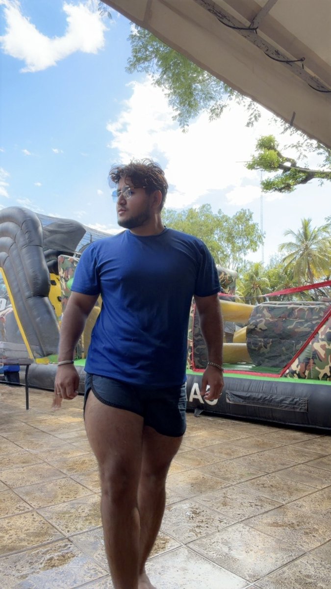 brandon_ecm's tweet photo. Al calor darle piscina 🏊 https://t.co/H0jIt94axa