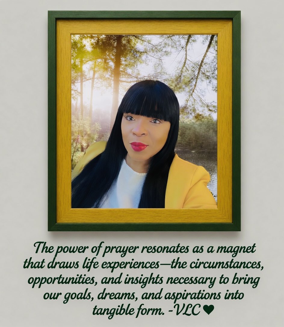 Vallagirl11's tweet image. Never underestimate the Power of Prayer. It heals the mind; it soothes the soul; it motivates the heart. Prayer gives us hope and aligns us with our purpose. VLC❤️ #prayer #powerful #purpose #prayerispowerful #prayerlife