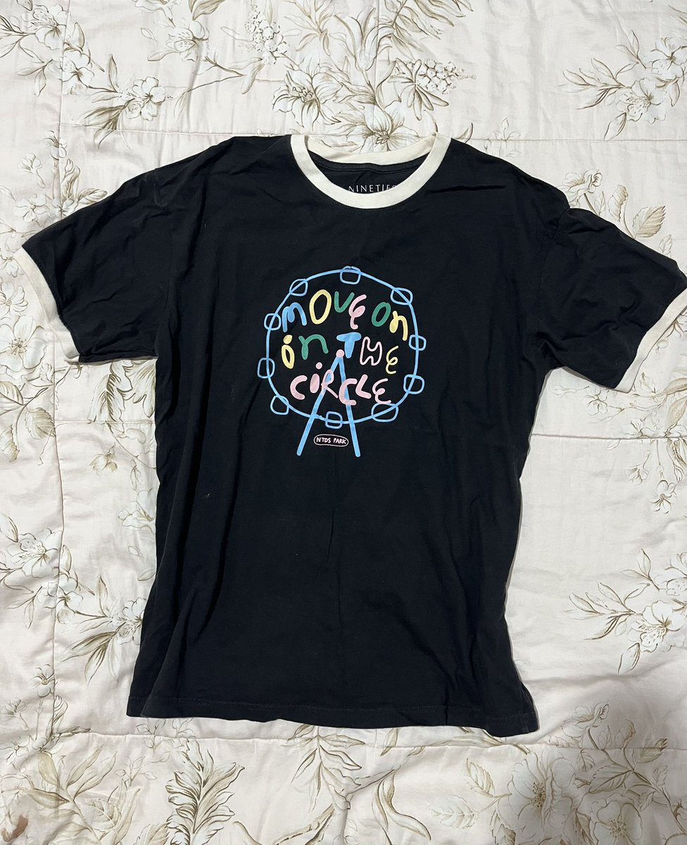 secondhandbymiw's tweet photo. ✿ 1.ยูนิโคล ป้ายไซส์s 50฿
Bust : ได้ถึง36

✿ 2.เสื้อยืด NIENTIES 30฿
Bust : ยืดเยอะ

✿ 3.ใส่ปาดไหลได้ 🍿29฿
Bust : 32-34

✿ 4.ครอปเหลือง 15฿ 
Bust : 32-34

📍สินค้าเป็นมือสองอาจจะมีตำหนิบ้างเล็กน้อยขอคนเข้าใจและรับได้นะคะ
#ส่งต่อเสื้อผ้า #ราคาถูก #โล้ะตู้ #ปล่อยเสื้อ https://t.co/TeMySC42kU
