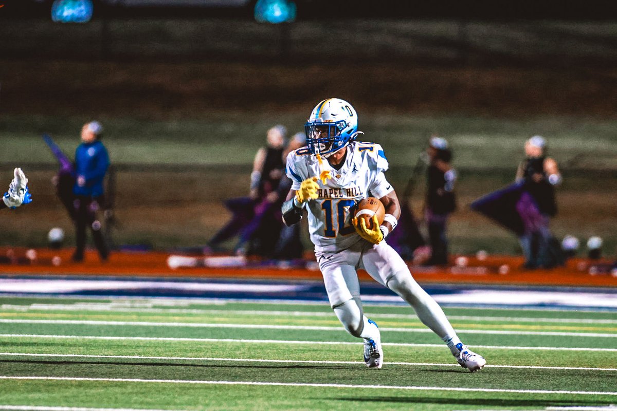 LStinson32's tweet image. c/o27 running back, preparing for senior campaign don’t miss out‼️

#RecruitCH #codeblue