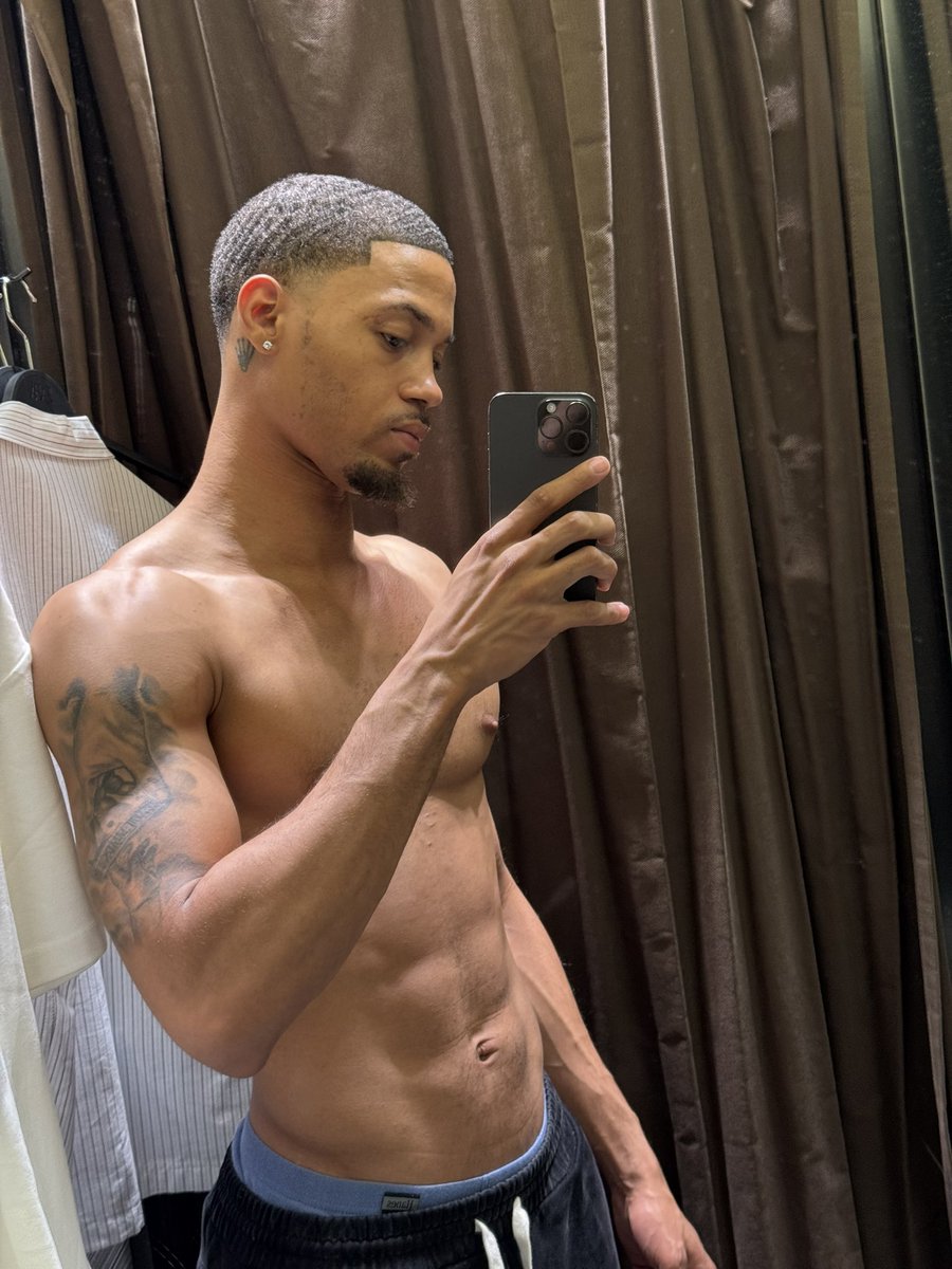 DRE tweet media