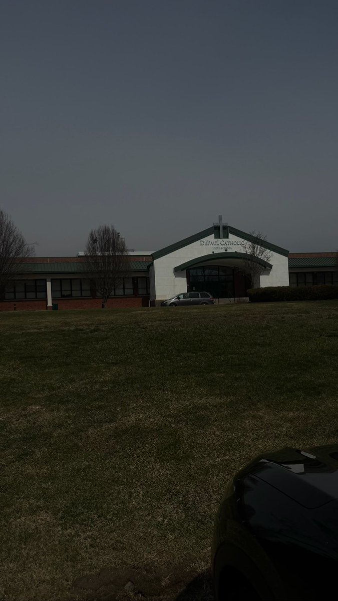 Dariqb_4's tweet photo. Was Grateful to have a chance to Visit @dpfootball Amazing school with amazing culture and people 💚💯🙏all thanks to @CoachCamp01 https://t.co/rEW6HJ5jCZ