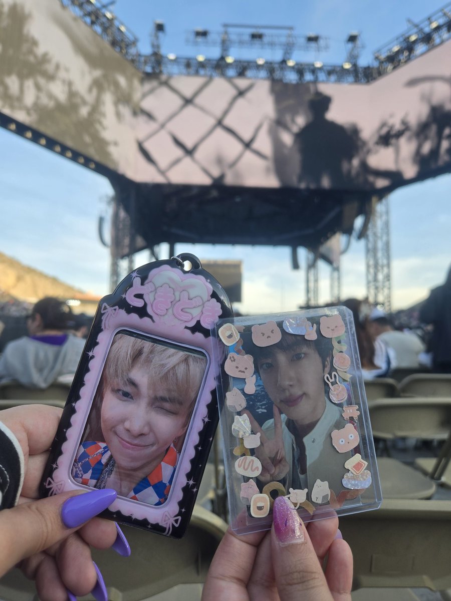 QueenDanyyt's tweet image. BTS Arirang in El Paso D1! 

El Paso Army please be kind and respectful to BTS and give them high energy!! 💜 

#BTS_ARİRANG #BTSARMY