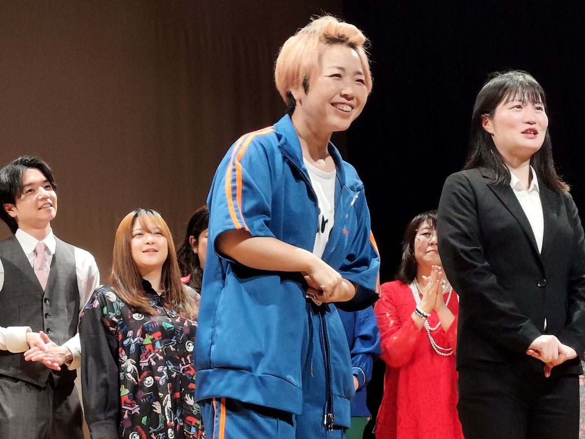 deki3's tweet photo. 大好きな「町内会議」リメイク！
ちょっと体調不良なのか、もっと大声で笑いたかった！ https://t.co/wzbbMjfkUx