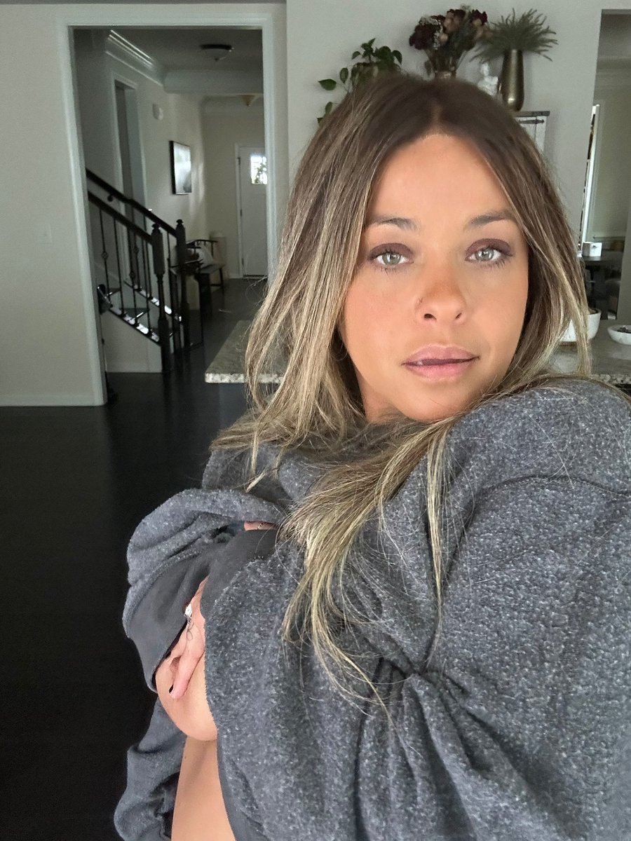 Makenna tweet media