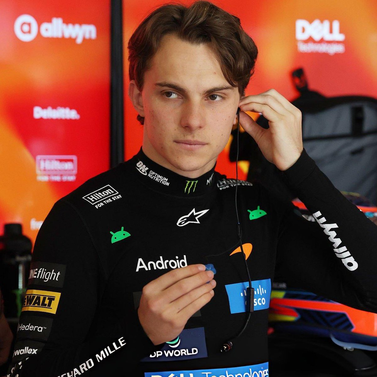 did oscar score points in f1 today? tweet media