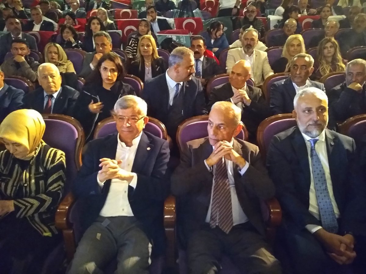 Gülay tweet media