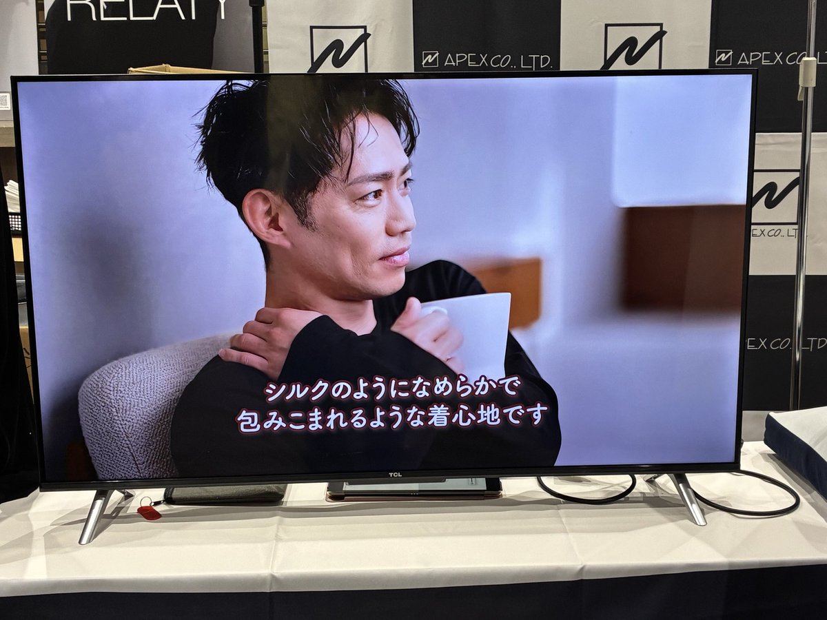 とんすけ tweet media