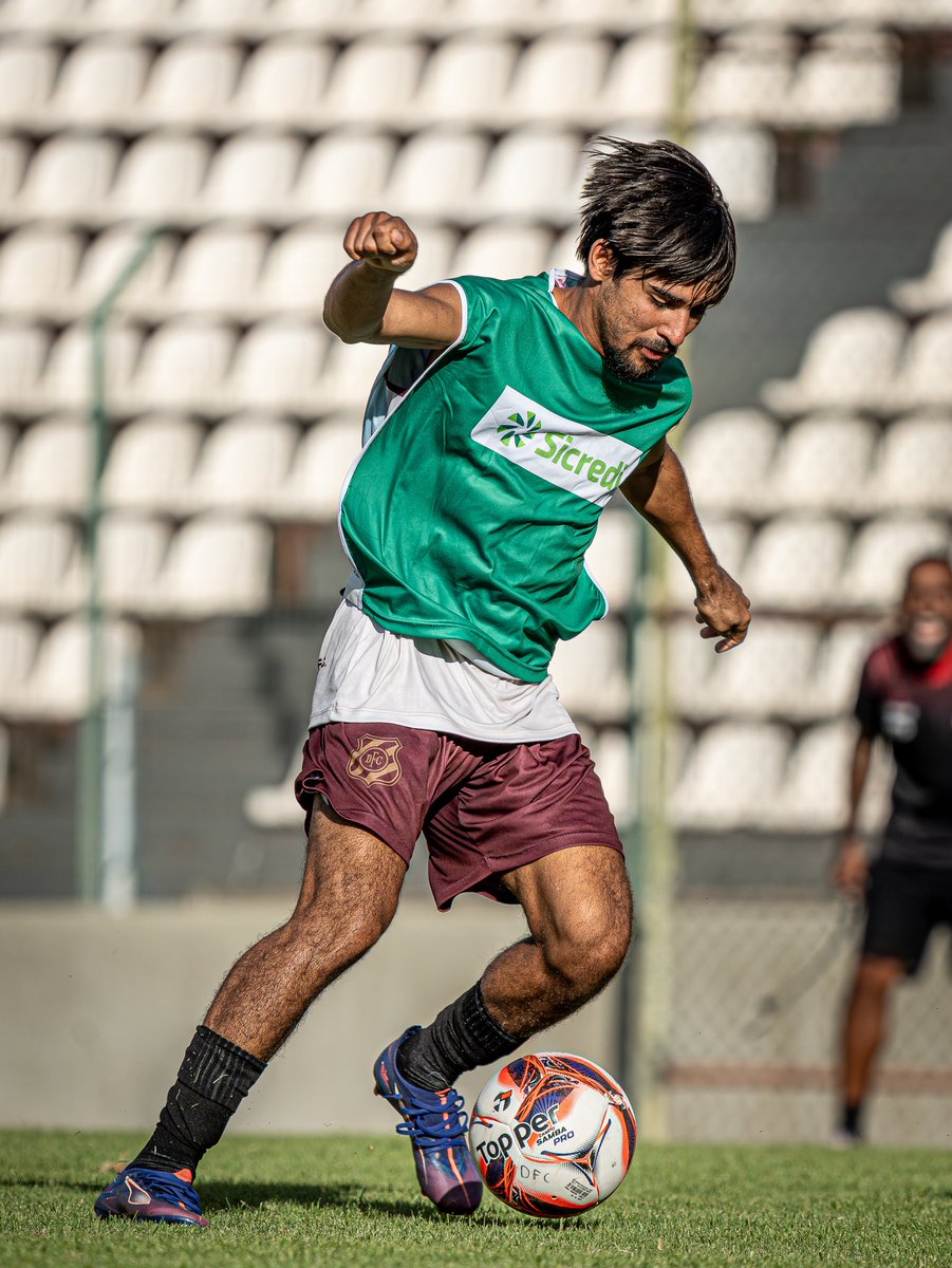 democratajacare's tweet photo. Mais um dia de treino intenso 🔥🐊

📸 @raphaelcarrusca | Flow Photo | Democrata FC

#DemocrataFutebolClube #DemocrataJacare #DemocrataSeteLagoas #SeteLagoas #VamoJacare https://t.co/6zfbKs4f7w