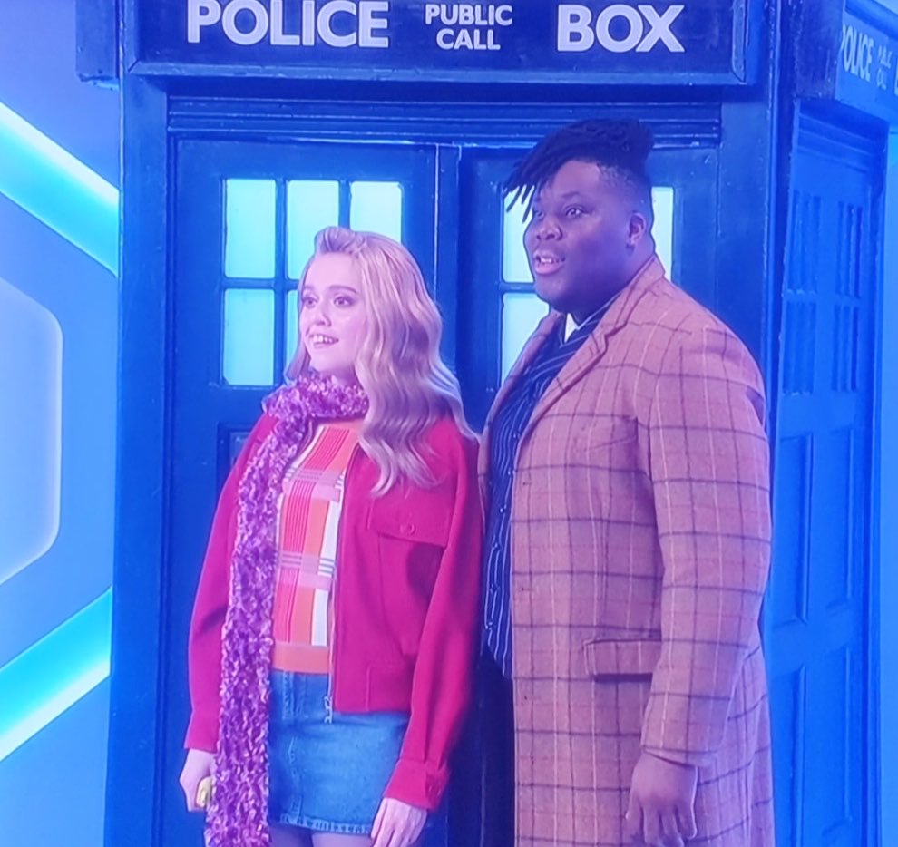 THEYRE DOING DOCTOR WHO ON SNL!!!!