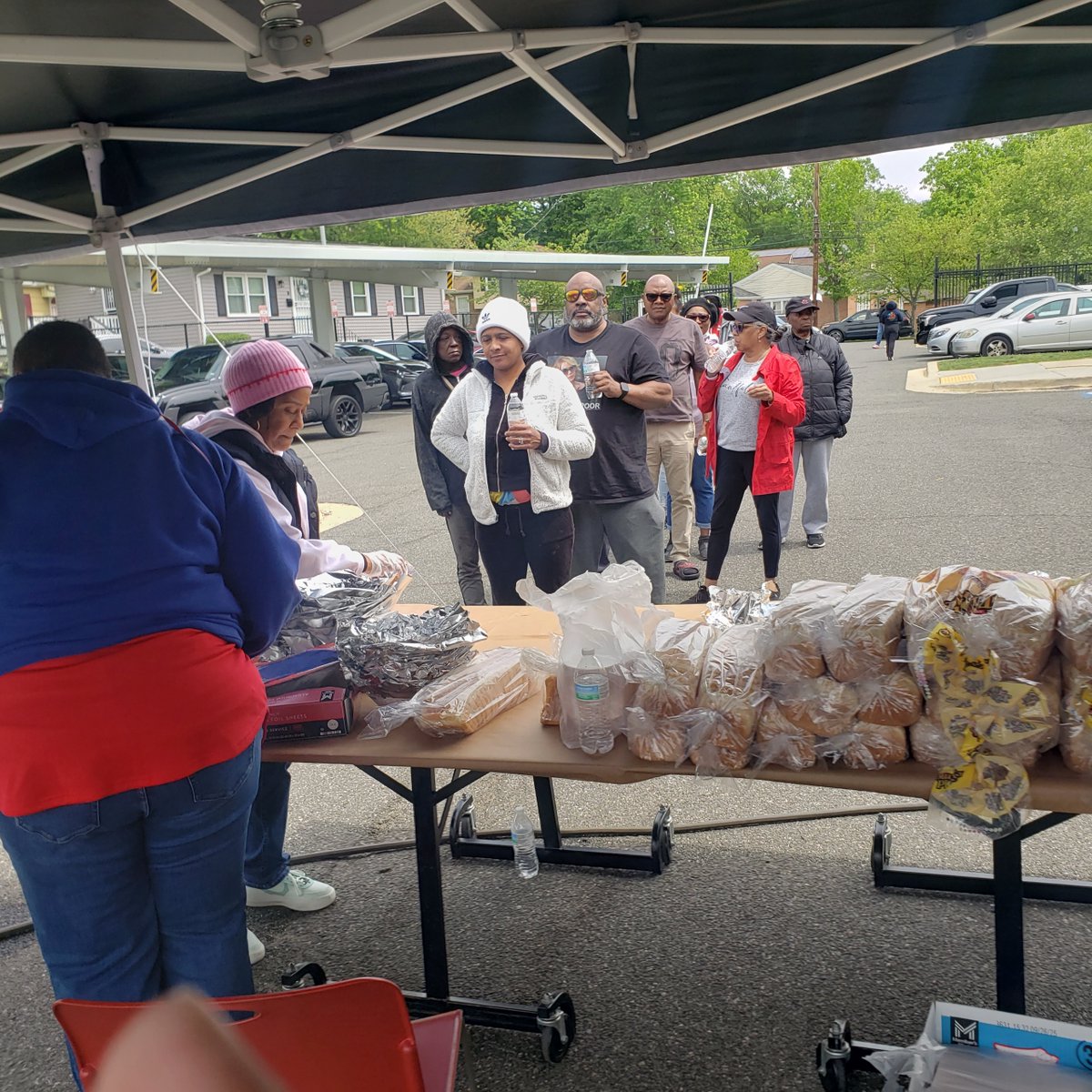 MWPHGLofDC's tweet photo. 4th Annual FREE Mother's Day Fish Fry | Saturday, May 2nd | 12-4pm | H.D. Woodson High School https://t.co/uKiqy4Bcus