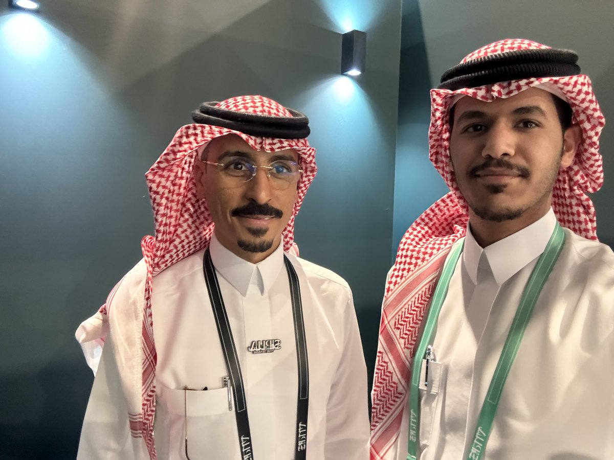 PhAbdulrahmanRA's tweet photo. Grateful to have been part of the SIPHA Conference in Dhahran (Apr 29 – May 2) as a volunteer of the Logistics Team.

It was a rewarding experience working behind the scenes to ensure everything ran smoothly. I also had the privilege of a 1:1 meeting with Dr.@RPh_Baker which was truly insightful and inspiring.Thanks for the time, guidance, and valuable conversation.

Big appreciation to the entire team for their effort, teamwork, and dedication 👏
Looking forward to more experiences like this.

#SIPHA26