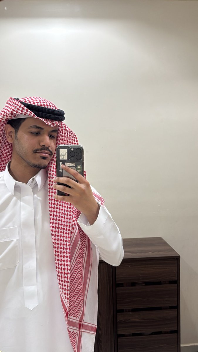 PhAbdulrahmanRA's tweet photo. Grateful to have been part of the SIPHA Conference in Dhahran (Apr 29 – May 2) as a volunteer of the Logistics Team.

It was a rewarding experience working behind the scenes to ensure everything ran smoothly. I also had the privilege of a 1:1 meeting with Dr.@RPh_Baker which was truly insightful and inspiring.Thanks for the time, guidance, and valuable conversation.

Big appreciation to the entire team for their effort, teamwork, and dedication 👏
Looking forward to more experiences like this.

#SIPHA26