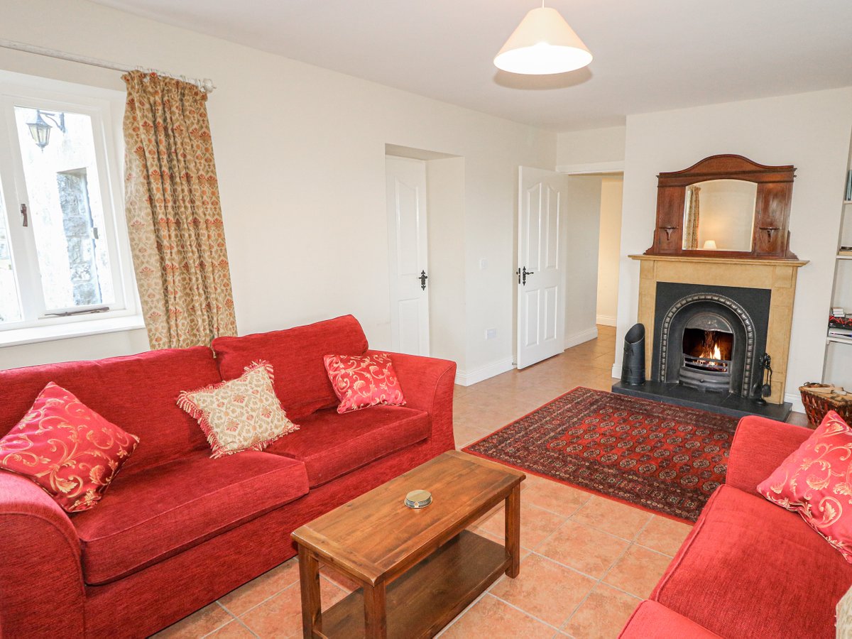 scateringcouk's tweet image. A traditional stone-fronted cottage lying in the village of Caledon, County Tyrone. Family-friendly.

🐾 Dog friendly
📍 Caledon, Mid Ulster

selfcatering.co.uk/northern-irela…

#Caledon #MidUlster #DogFriendly #HolidayCottage #SelfCatering