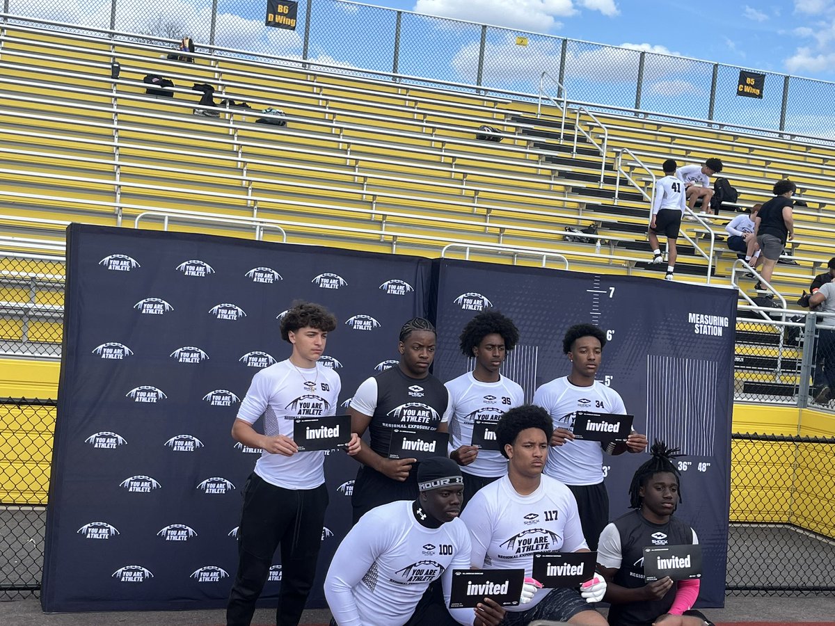 LandonPernell12's tweet photo. Had a great time competing at @youareathlete camp hosted at our High School! Blessed to win Co-MVP of the Qbs and an invite to Houston, Texas! @pwayfootball @ShockDoctor @bordenfb4ever @PrepRedzoneNJ @BHoward_11 @EdOBrienCFB @higginsspeedlab https://t.co/59cWHiyZPp