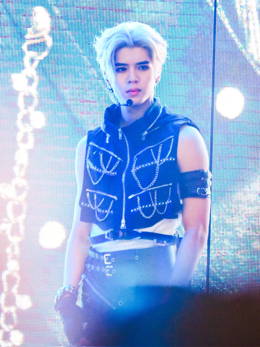 yimku60's tweet image. 6.4.2026 พอเฮียจะเท่ ก็แอบน่ารักทุกที 😊🐉🌊
NT1 1ST ANNIVERSARY
#NexT1DE_1stAnniversary #1stYearWithNexT1DE
#DORN #佑泷 #DornKhumraj
#NexT1DE_DORN #NexT1DE