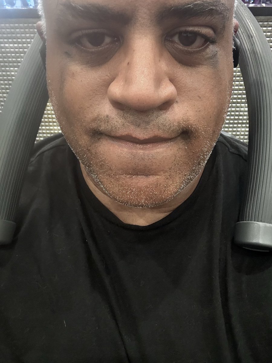 Mr. J 😎 tweet media