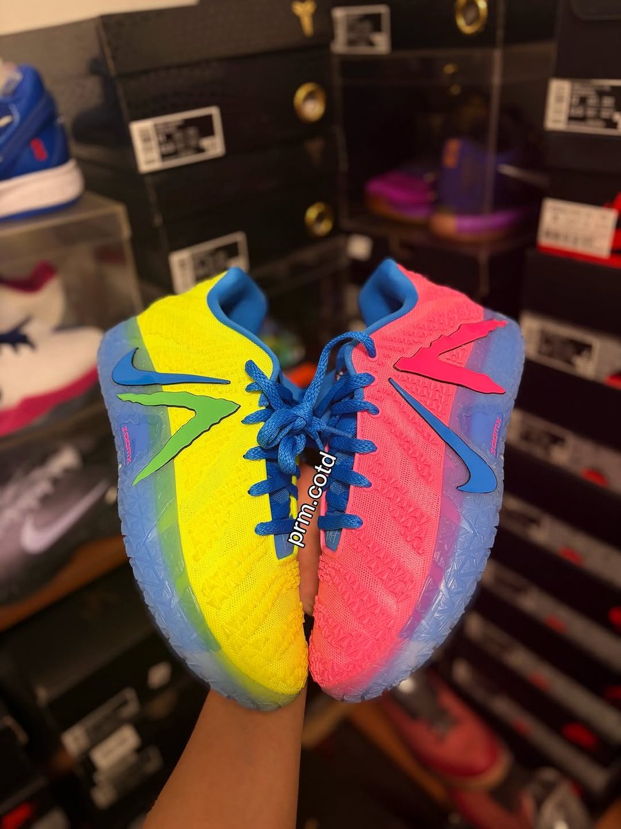 JustFreshKicks tweet media