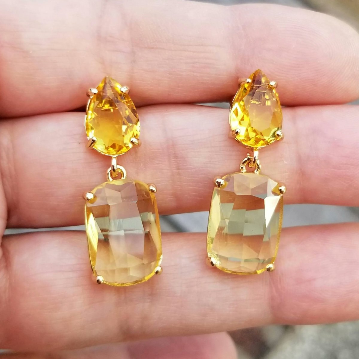 TrendingNowGift's tweet image. 14k Gold Citrine Stud Earrings #jewelry #earrings #dangleearrings #studearrings #goldearrings #citrine #citrinejewelry #citrineearrings  #bridaljewelry #Mothersday #mothersdaygifts #graduationgift #handmadeearrings #etsy

 etsy.me/478pa8v via @Etsy