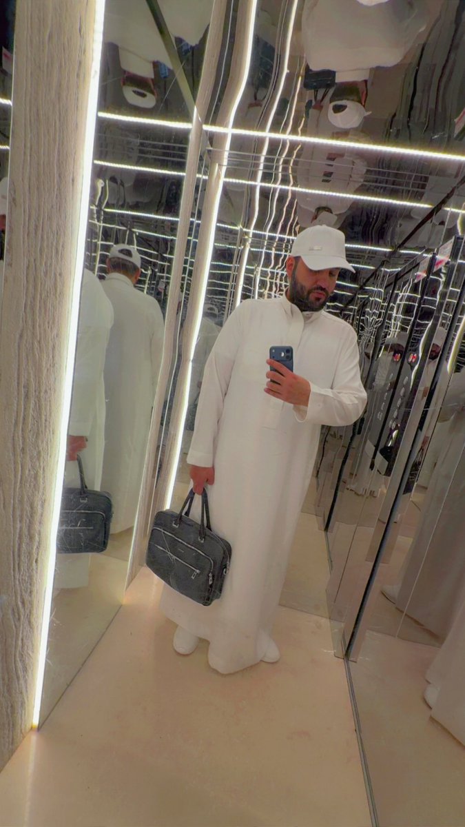 itzArafat's tweet photo. خسائري مُرعبة و لكنني لم أسقط بعد .. https://t.co/4w2C3OQ1WW