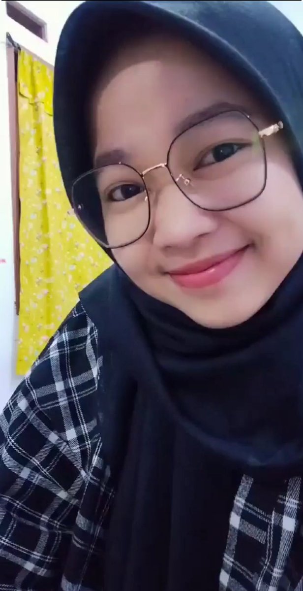 suci tweet media