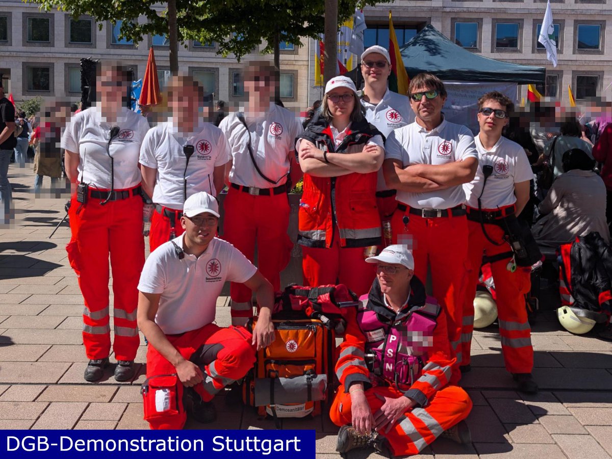 demosanitaeter's tweet image. Am gestrigen #1Mai waren wir für euch in #Stuttgart, #Karlsruhe und #Waiblingen im Einsatz. Hier findet ihr unseren Bericht:
demosanitaeter.com/einsaetze-am-1…

#1Mai #TagDerArbeit #DGB #Gewerkschaft #KampftagDerArbeiterInnenklasse #Demosanis #Demosanitäter #Demosanitäterin #SGSW