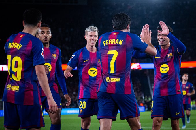 Sé que no és 1er nivell técnic, sé que en necessita més de 1 i de 2 per marcar però sóc MOLT de FERRAN

No negocia res i hi ha molt pocs jugadors a Europa que et donin tant com ell sense pilota

Jugador INFRA total