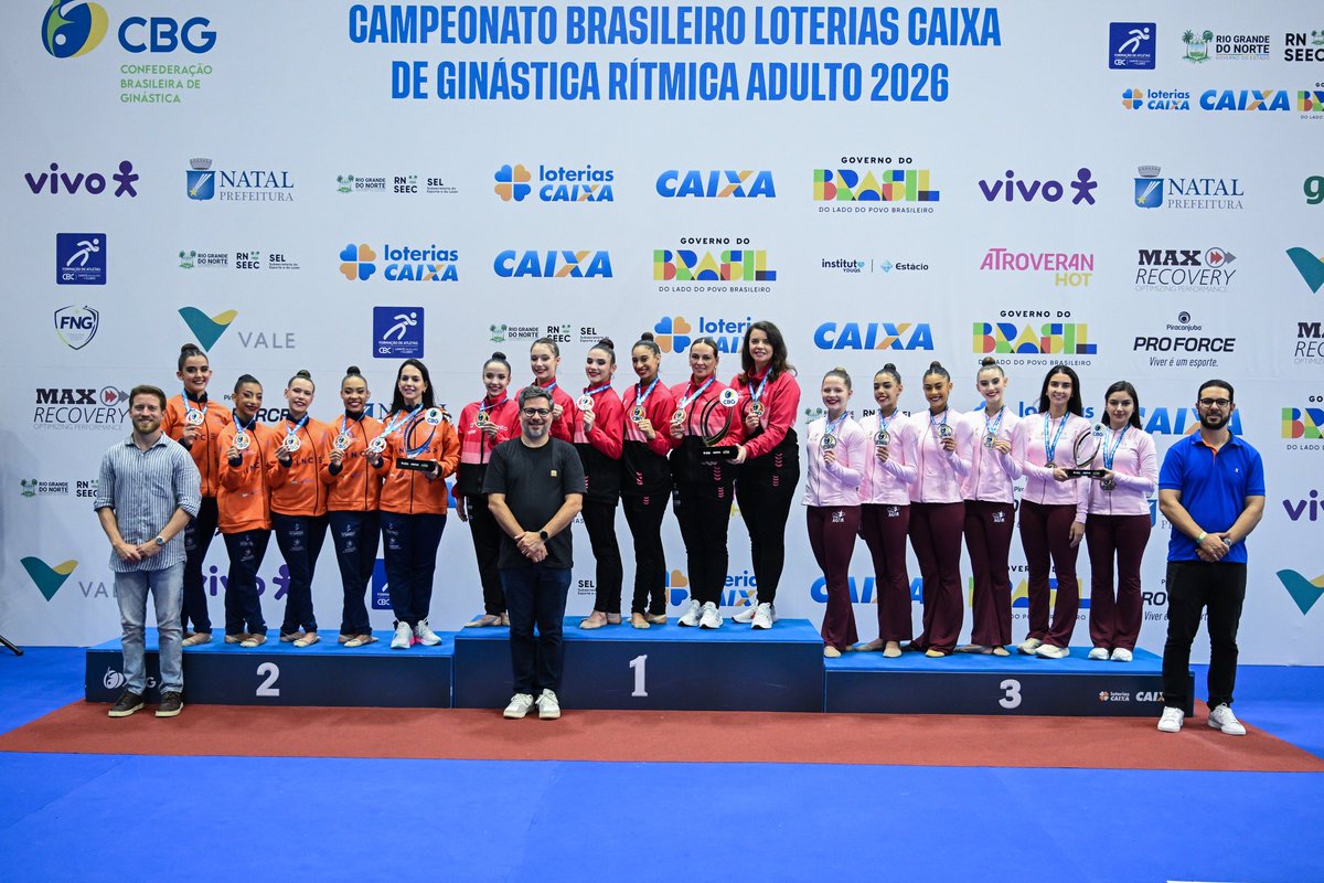 cbginastica's tweet photo. AS MAIORAIS! AS CAMPEÃS! 🇧🇷👑

Com vocês, as medalhistas do Campeonato Brasileiro Loterias Caixa de Ginástica Rítmica categoria ELITE 2026 e por equipes: 

Individual:

🥇Bárbara Domingos - AGIR/PR

🥈Geovanna Santos - INCESP/ES

🥉Maria Eduarda Alexandre - AGITO/PR 

Equipes:

🥇AGITO/PR

🥈INCESP/ES

🥉AGIR/PR

Parabéns a vocês e suas treinadoras! É um DELEITE e um privilégio ter tantas atletas de alto nível assim aqui no nosso país! Baita baita baita orgulho! 🥹🫶🏼🤸🏻‍♀️✨

📷 Adriano Bissoli/CBG