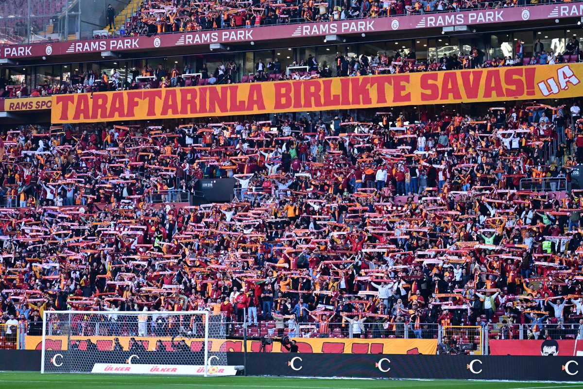 Peşindeyiz Galatasaray! tweet media