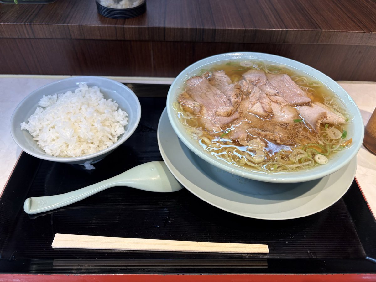 おーみや tweet media
