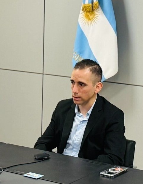 SonPolemicas tweet media