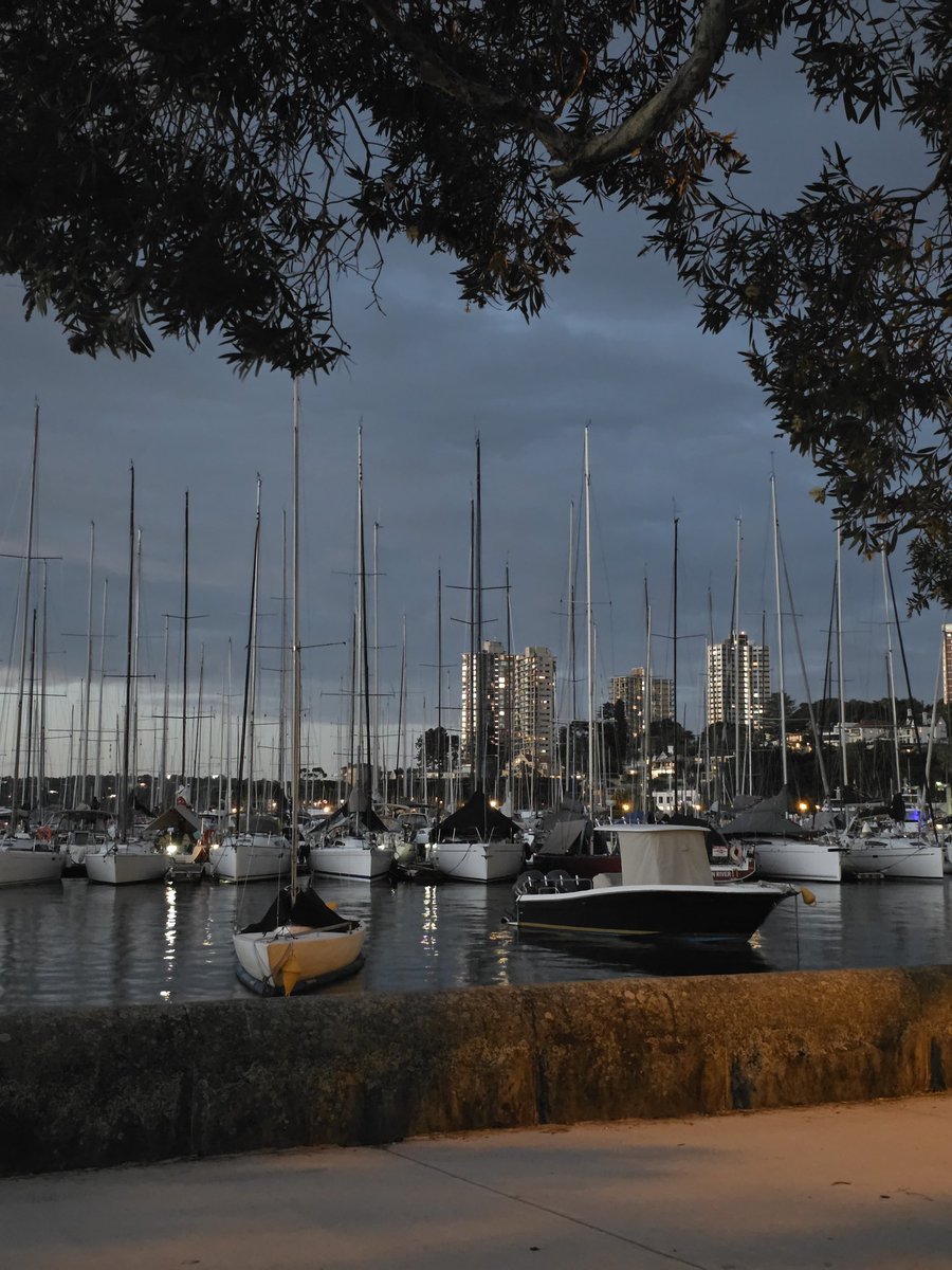 PeterCa85704183's tweet image. Evening by the water. #water #boats #peaceful
