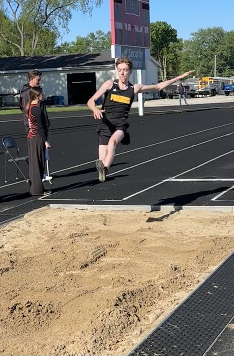 chuckgrable's tweet image. Cass County Track Meet! #PantherPride