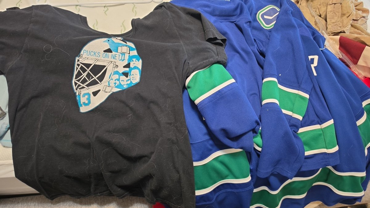 CanuckSteve1VP's tweet photo. @Pucksonnetca cleaning out the closet and look what I found hanging behind the jerseys https://t.co/gI1Oiuglnx