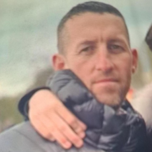 MISSING | Have you seen Daryll who is missing from South Shields?

The 44-year-old was last seen in the Roman Road area shortly before 7.20am today (Saturday).

1/4