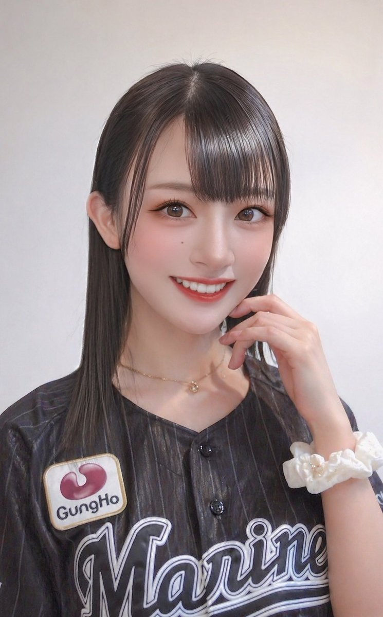 小山 瑠南 tweet media