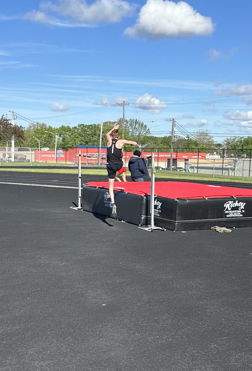 chuckgrable's tweet image. Cass County Meet! #PantherPride